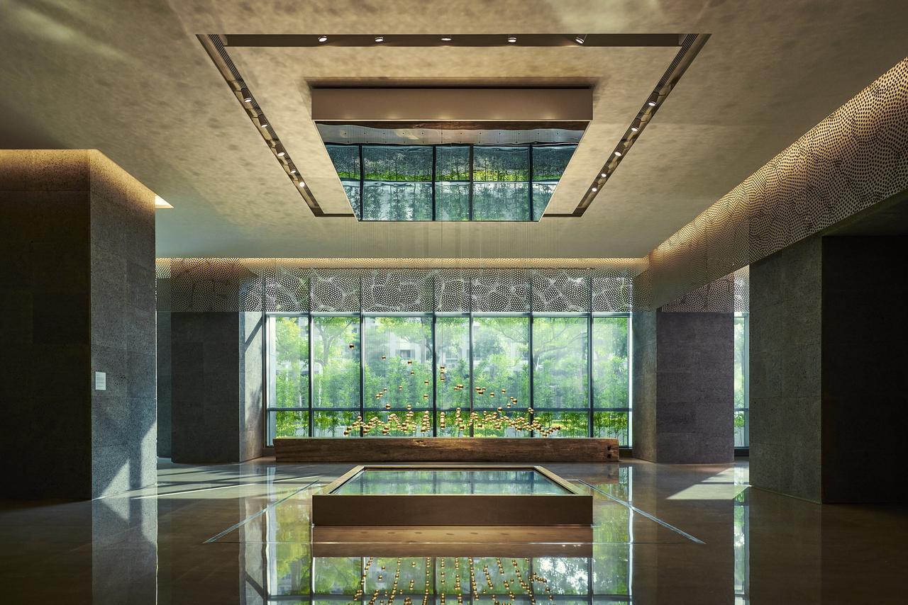 Silks Club Hotel Kaohsziung Kültér fotó The lobby of the hotel